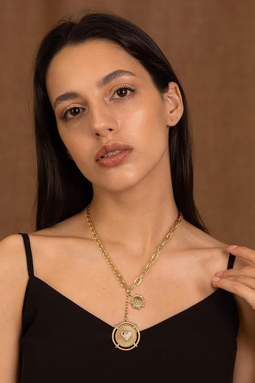CLASSYZINT Collar con colgante de cabeza de león y moneda de corazó...