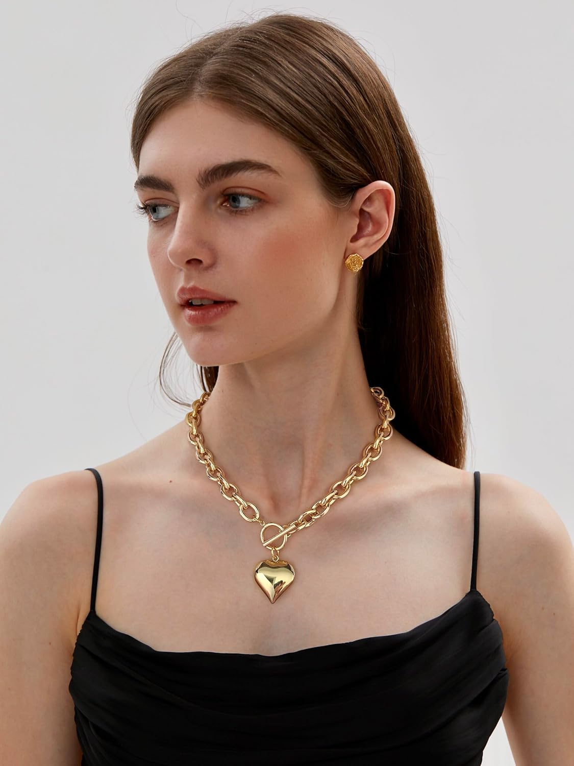CLASSYZINT Collar con colgante de cabeza de león y moneda de corazó...