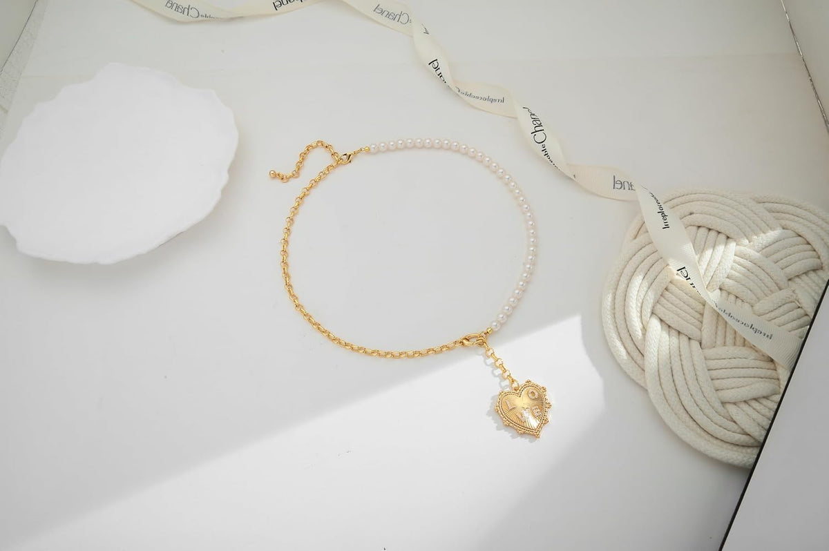 CLASSYZINT Collar con colgante de cabeza de león y moneda de corazó...
