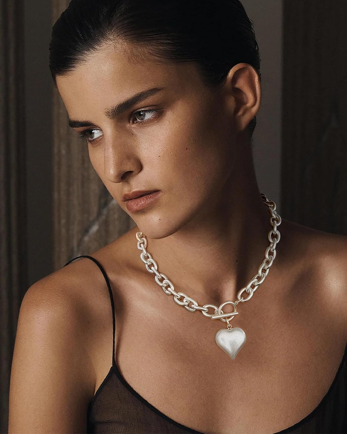 CLASSYZINT Collar con colgante de cabeza de león y moneda de corazó...