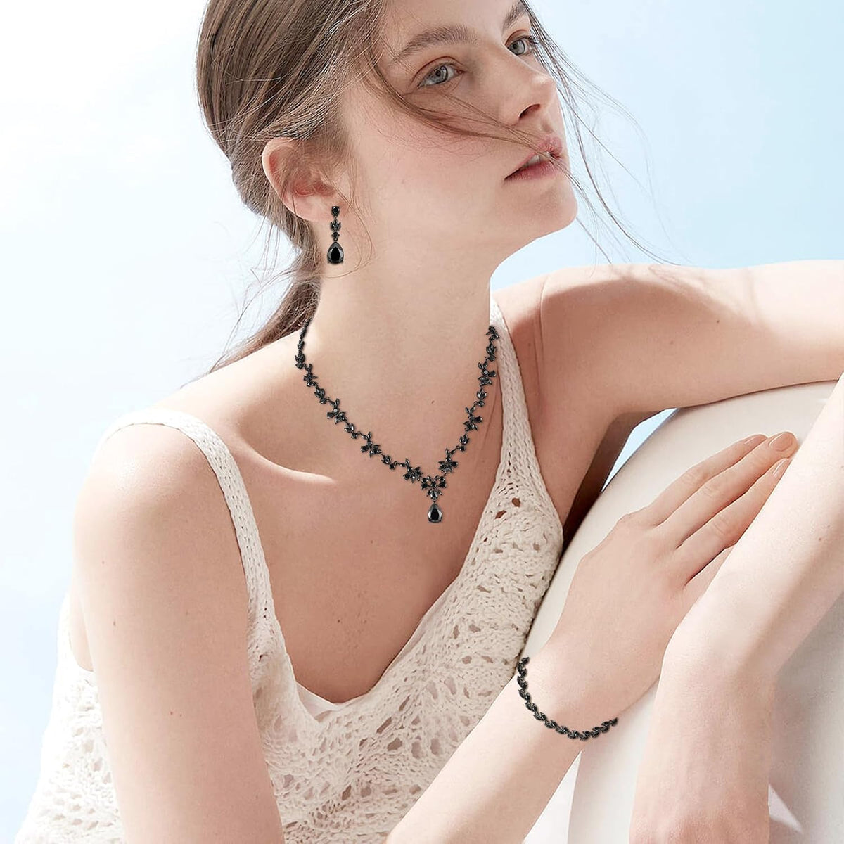 Hadskiss Juego de joyas, collar y aretes colgantes, chapado en oro...