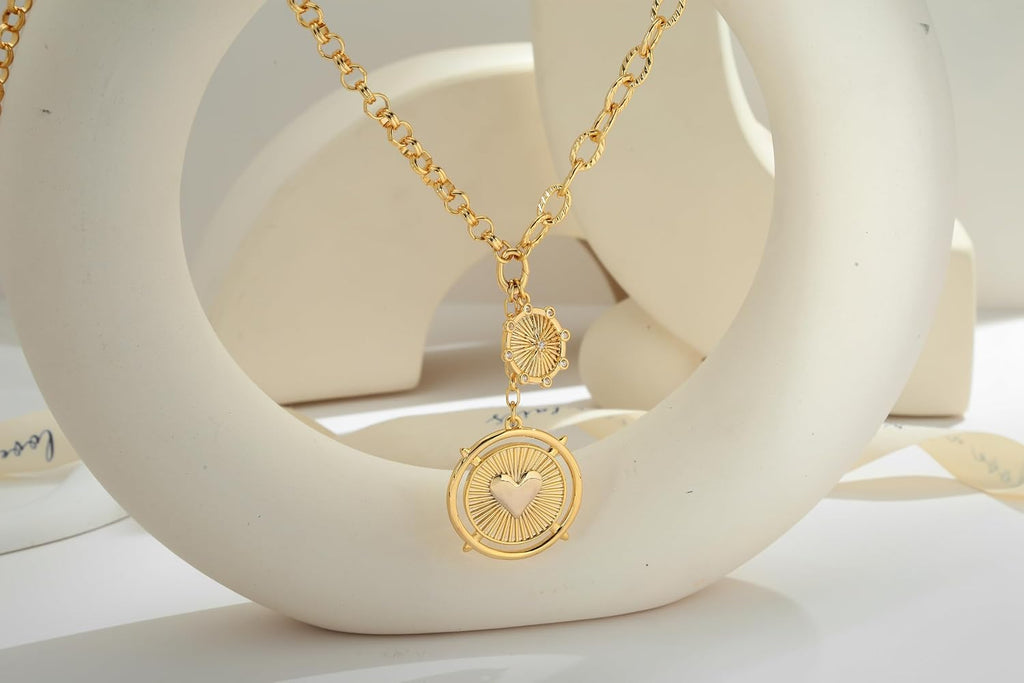 CLASSYZINT Collar con colgante de cabeza de león y moneda de corazó...