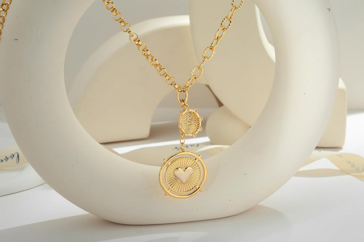 CLASSYZINT Collar con colgante de cabeza de león y moneda de corazó...