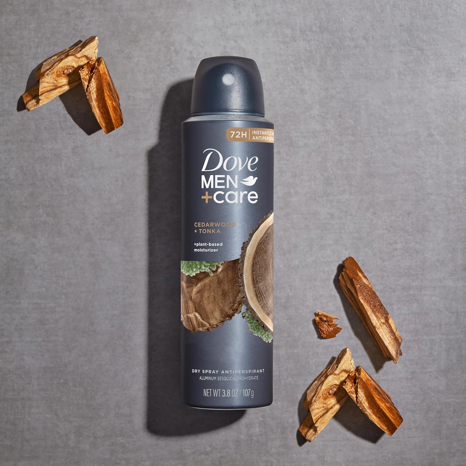 Antitranspirante en espray Dove Men+Care seco, madera de cedro + to...