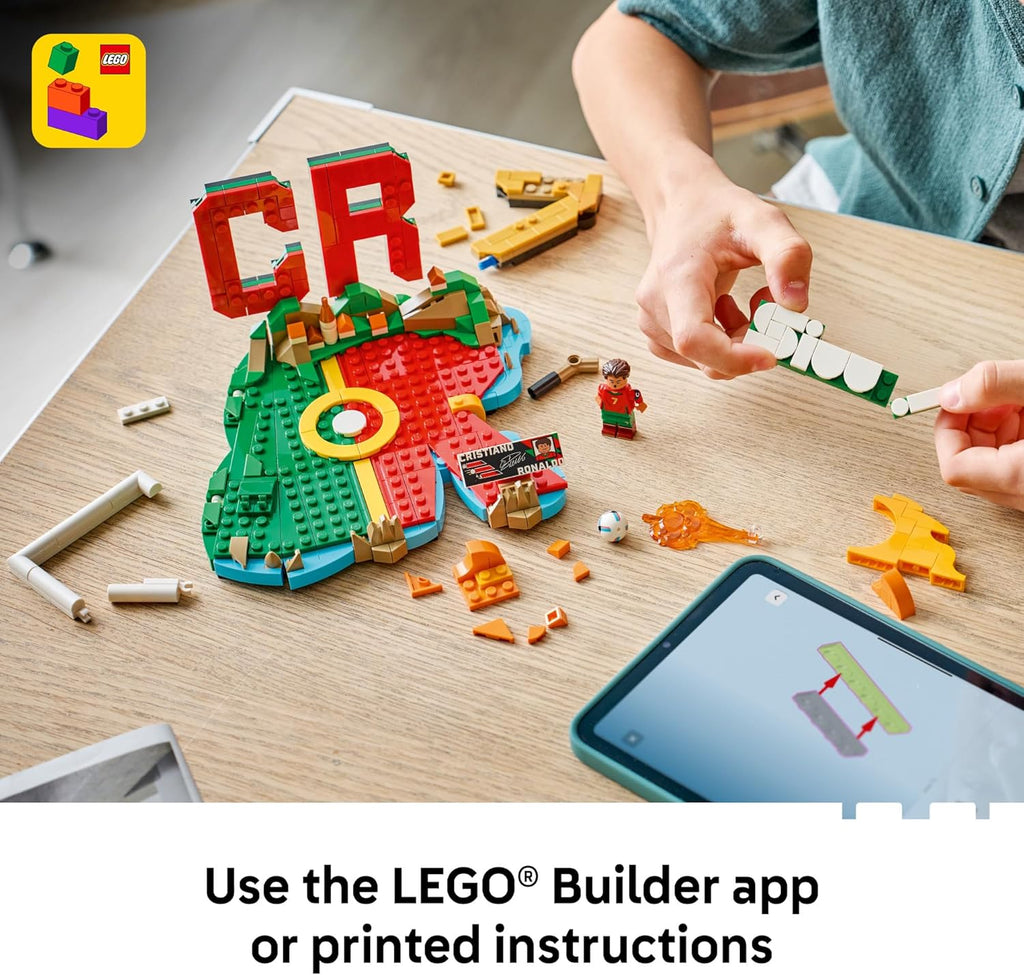 LEGO Editions Cristiano Ronaldo \u2013 Soccer Highlights - Building...
